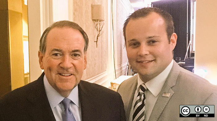 Mike Huckabee (left) with Josh Duggar. Image via Tengrain/Flickr